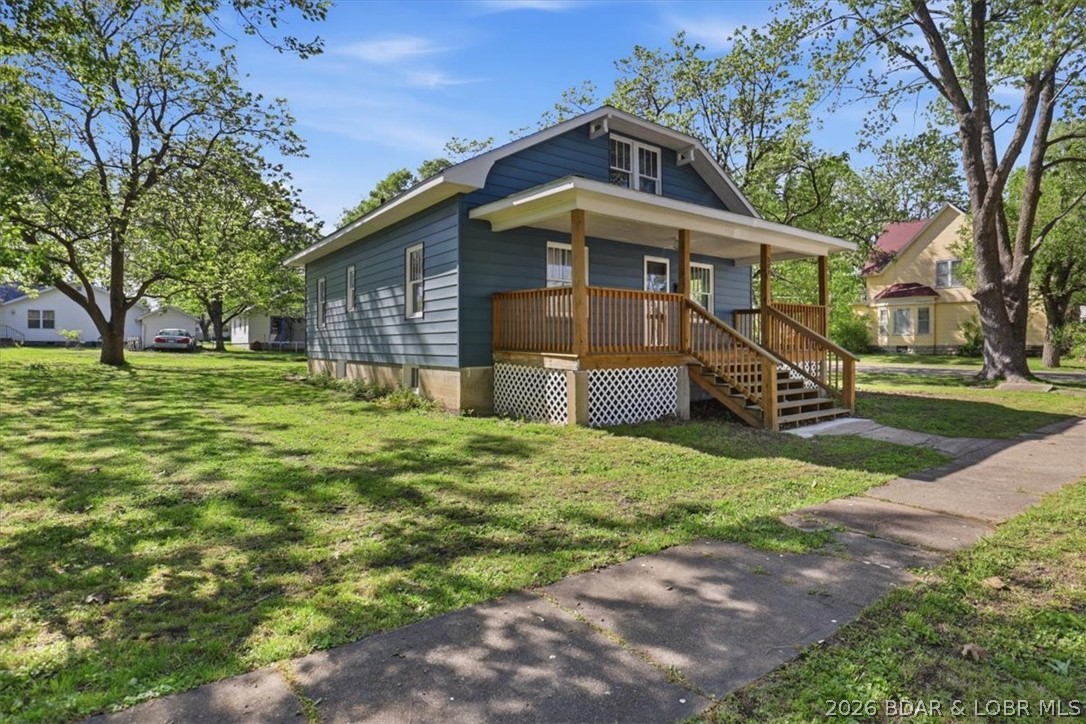 301 South Locust Street Eldon, MO 65026 - Photo 2 of 35