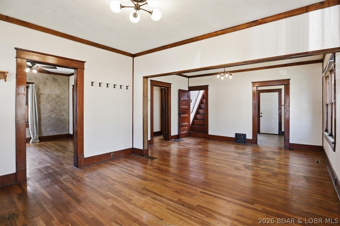301 South Locust Street Eldon, MO 65026 - Photo 9 of 35 Open family room and dining room area