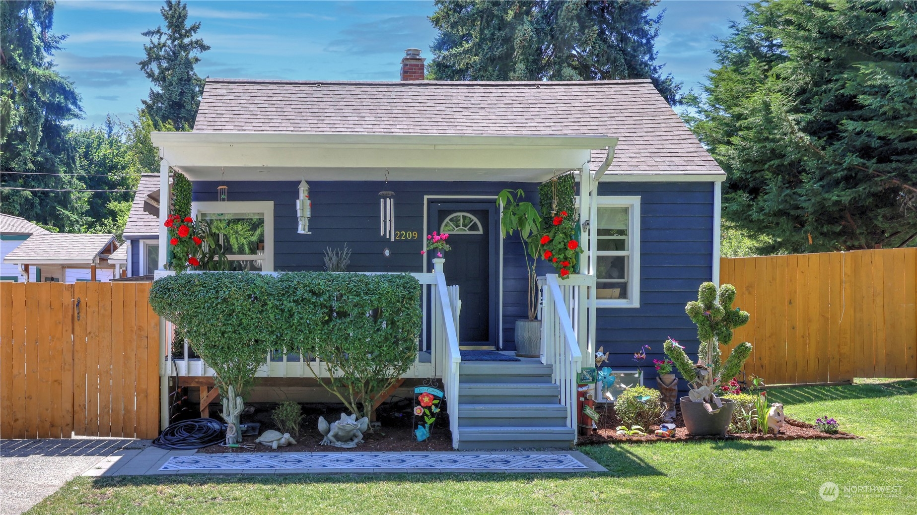 2209 Northeast 20th Street Renton, WA 98056 - Photo 1 of 24 Gallery Image 1