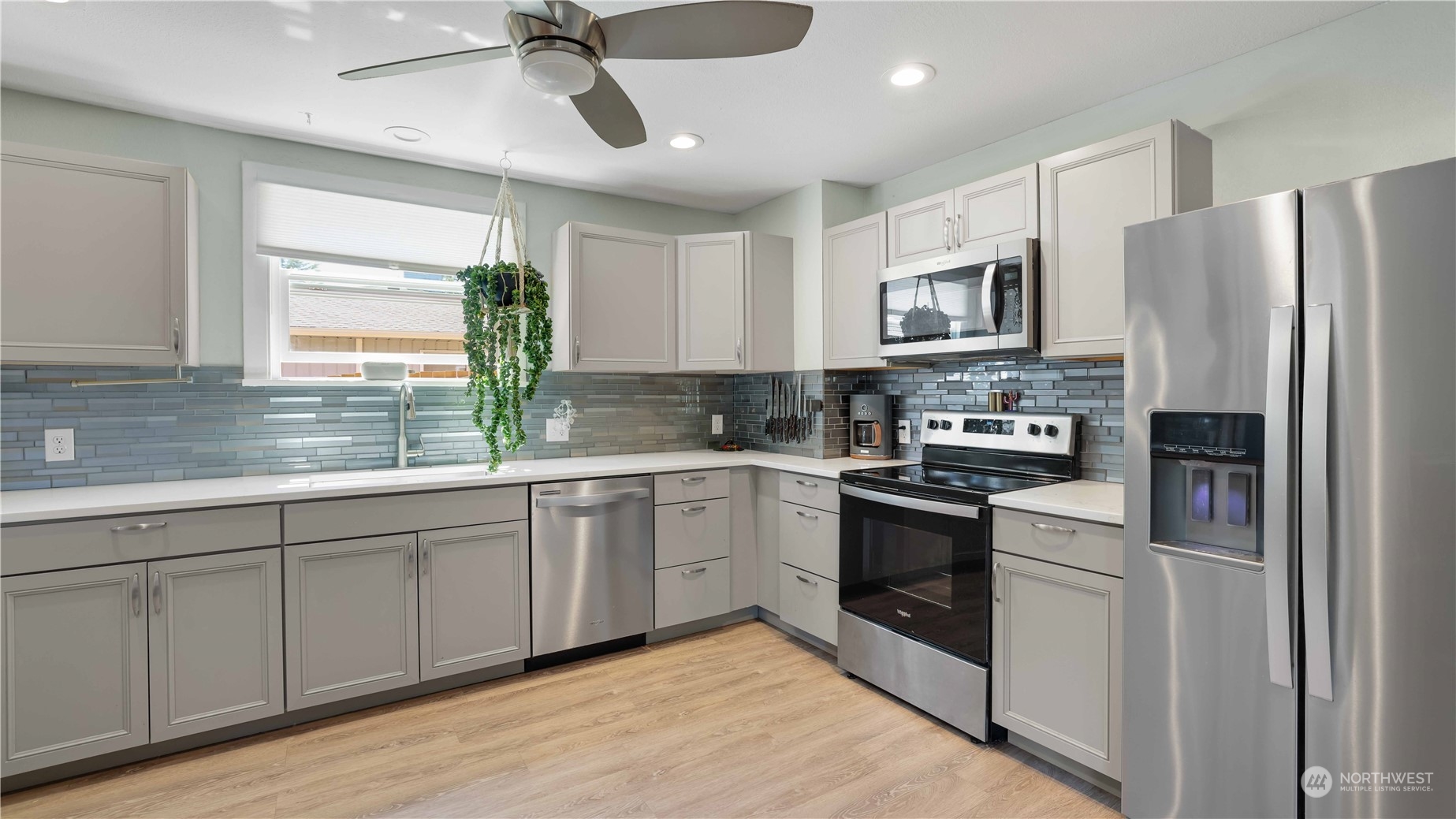 2209 Northeast 20th Street Renton, WA 98056 - Photo 9 of 24 Gallery Image 9