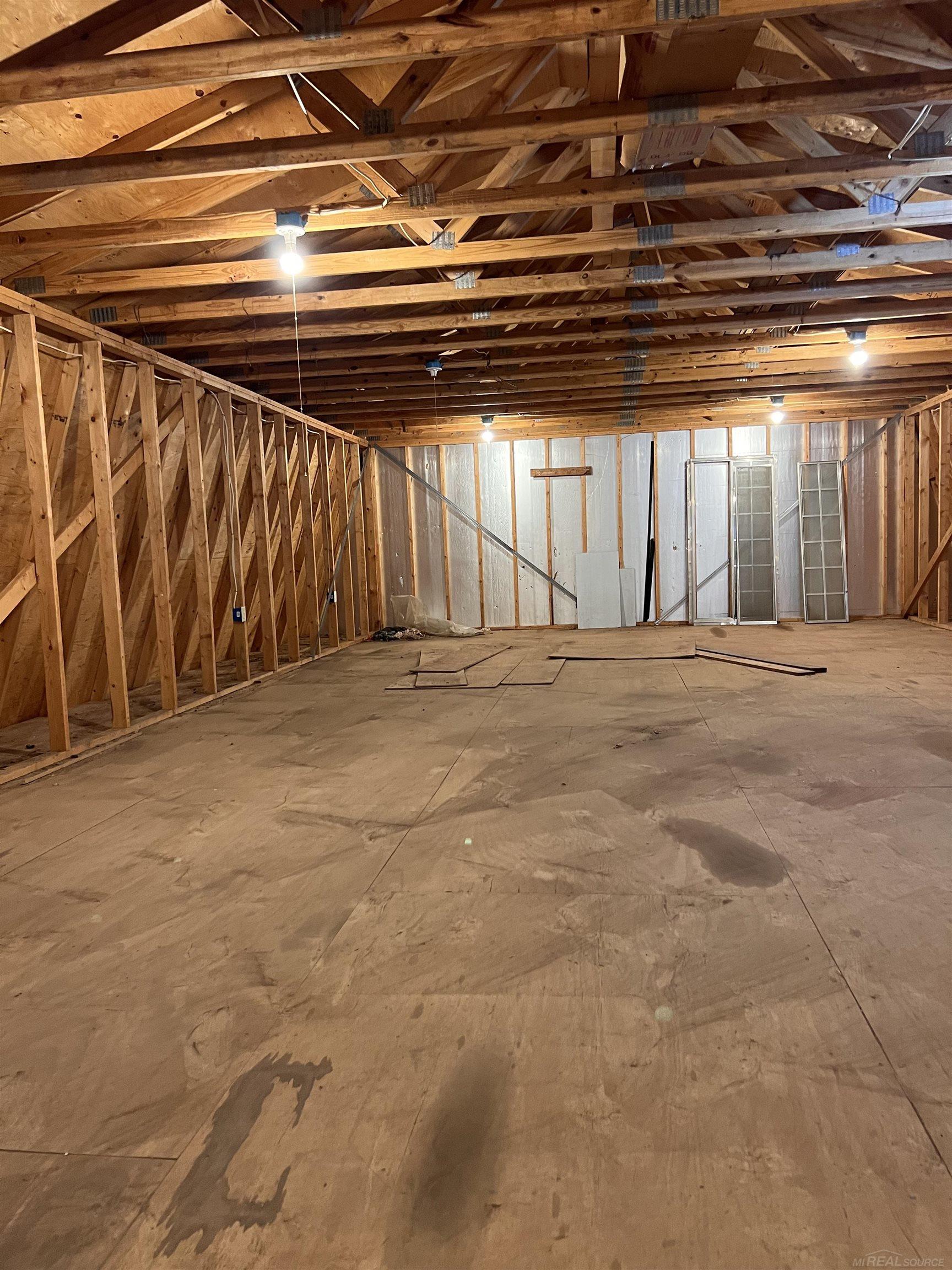 10950 Clark Road Davisburg, MI 48350 - Photo 29 of 35 50089746-29.JPG