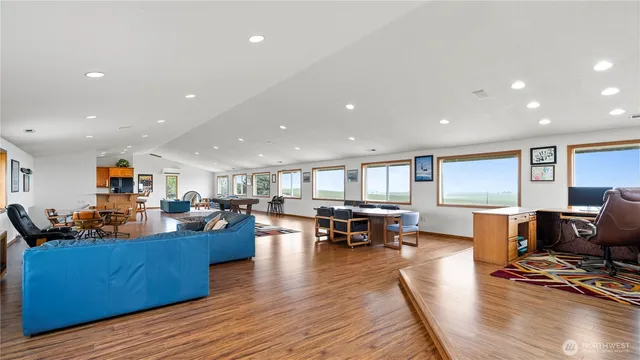 $1,245,000 | 31 Rangeview Road, Othello, WA 99344