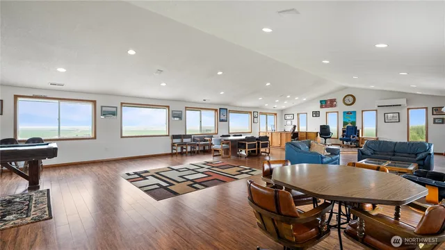 $1,245,000 | 31 Rangeview Road, Othello, WA 99344