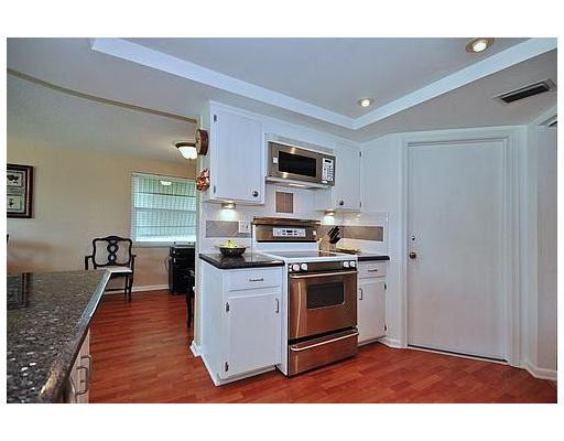 1000 Southwest 13th Place Boca Raton, FL 33486 - Photo 7 of 23 Kitchen