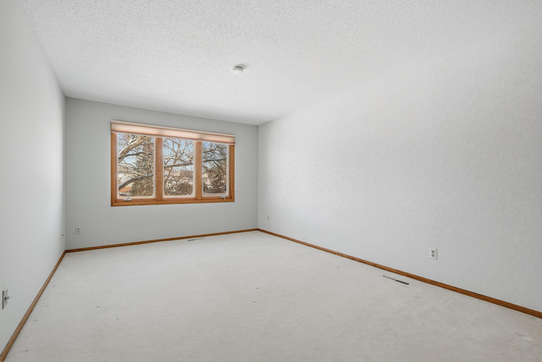 6733 West 82nd Street Bloomington, MN 55438 - Photo 16 of 33