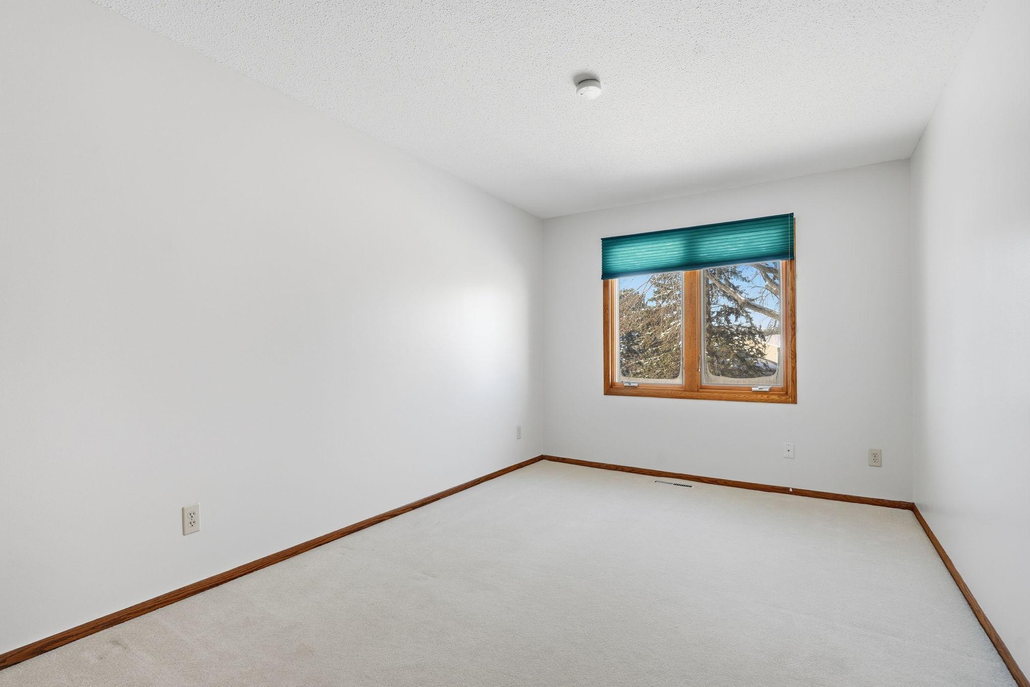 6733 West 82nd Street Bloomington, MN 55438 - Photo 17 of 33