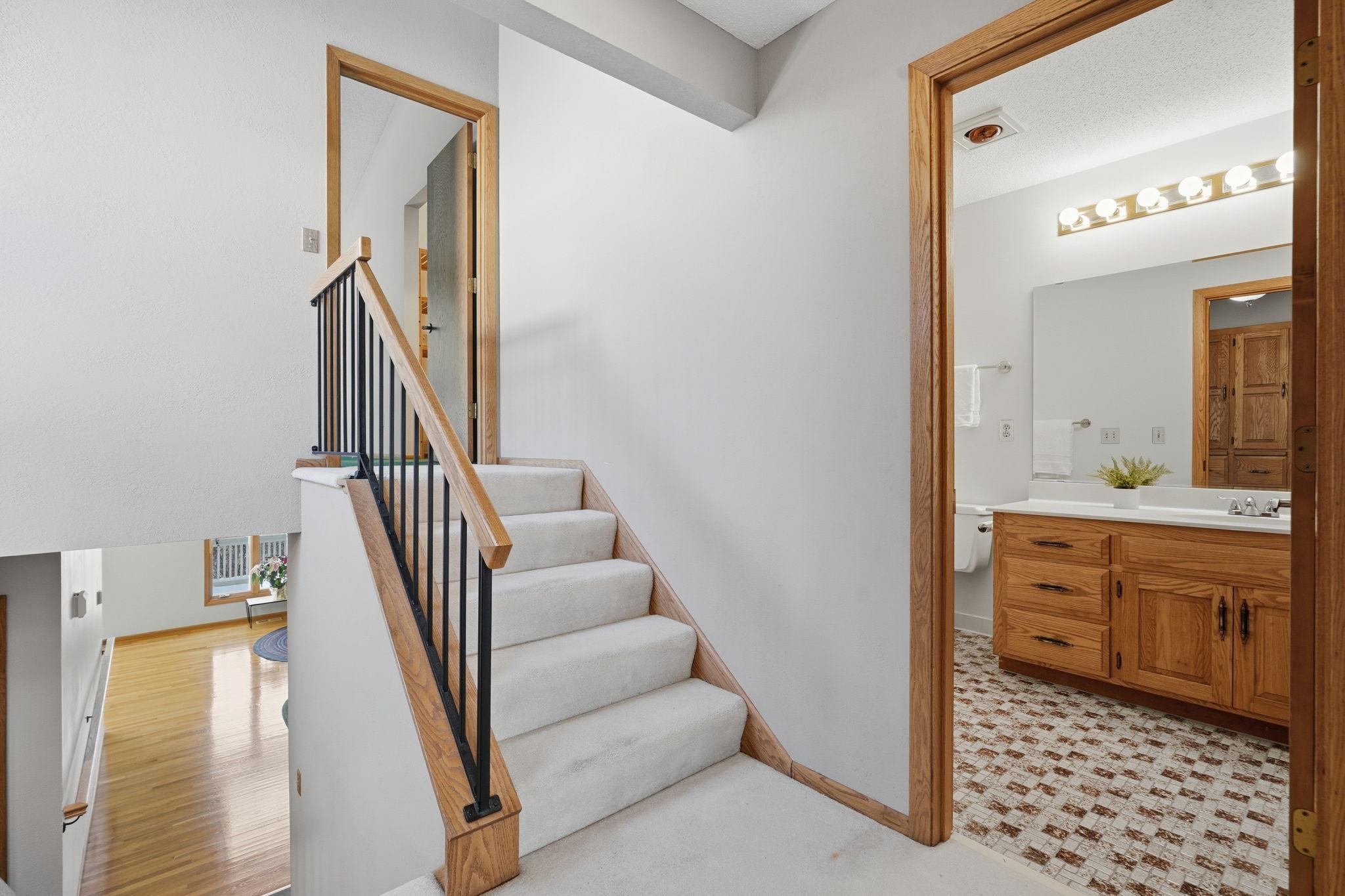 6733 West 82nd Street Bloomington, MN 55438 - Photo 20 of 33