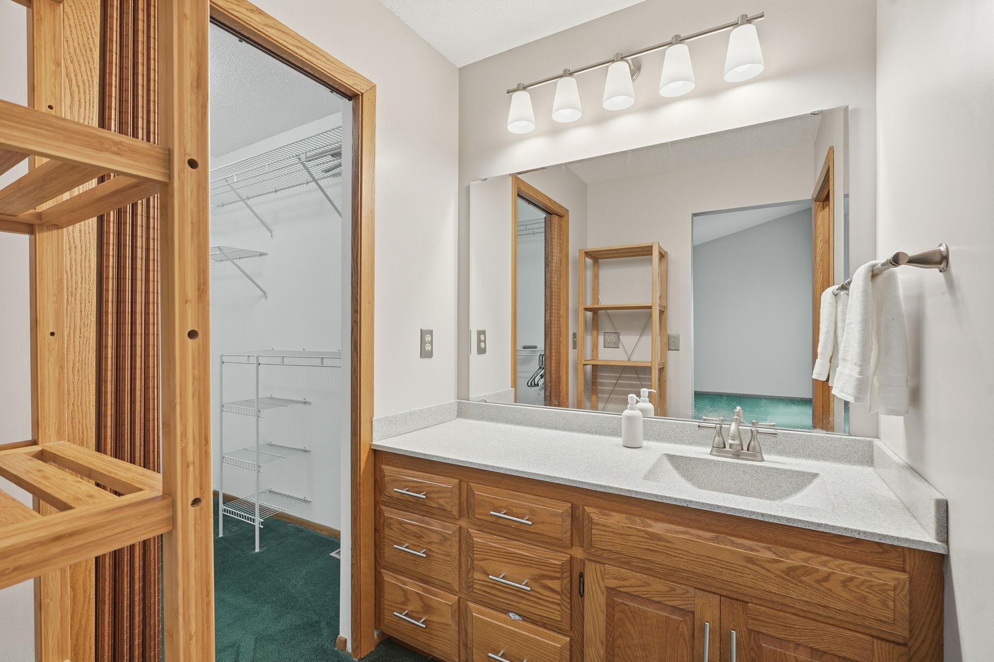 6733 West 82nd Street Bloomington, MN 55438 - Photo 24 of 33