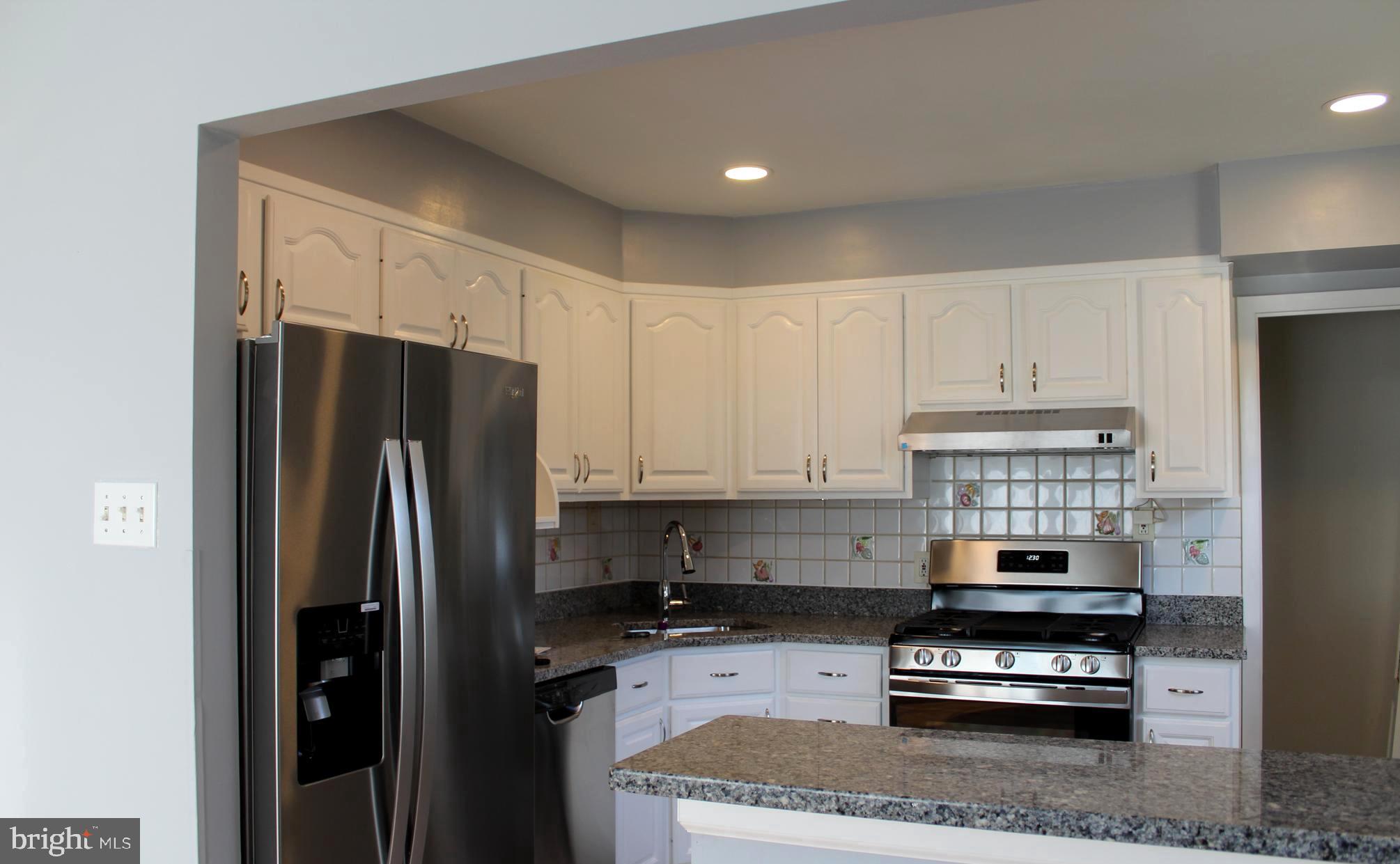 1019 Surrey Road Philadelphia, PA 19115 - Photo 12 of 31
