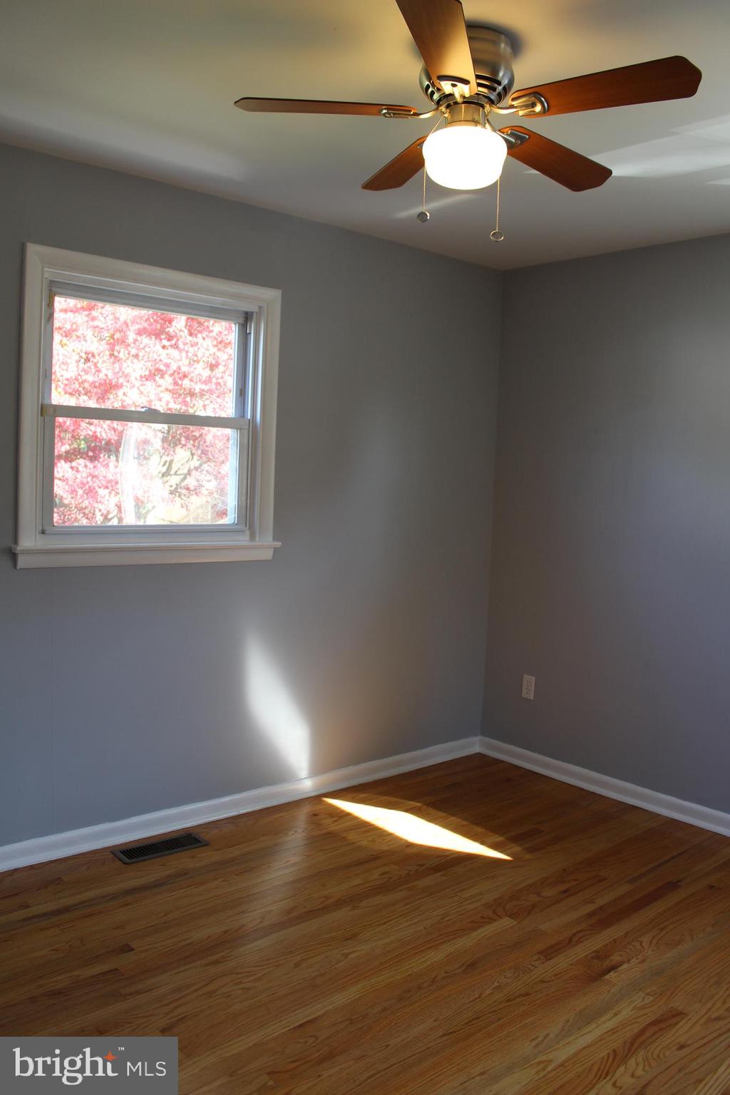 1019 Surrey Road Philadelphia, PA 19115 - Photo 24 of 31