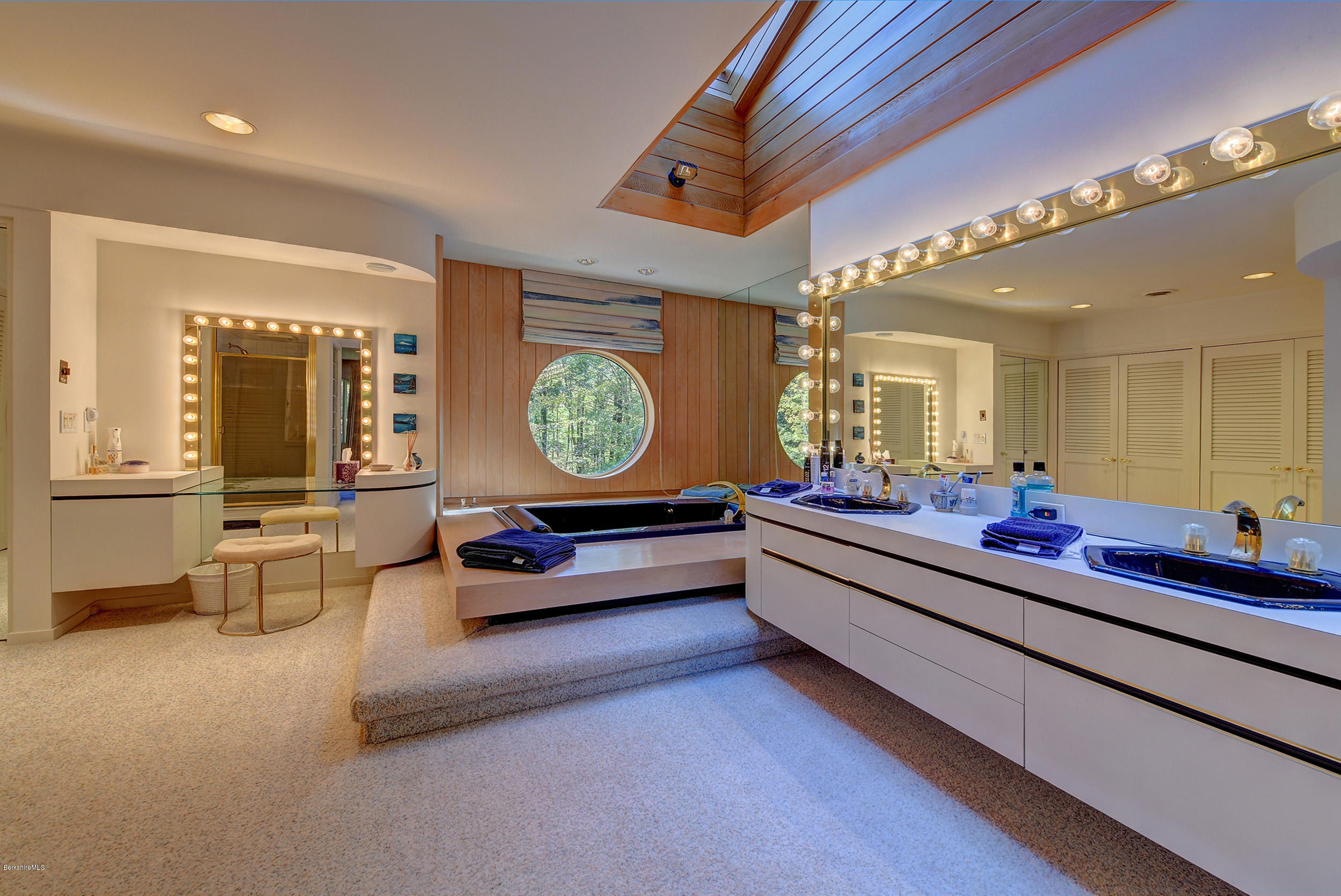 39 Blunt Road Egremont, MA 01230 - Photo 20 of 38 21-2nd Floor Master Bathroom