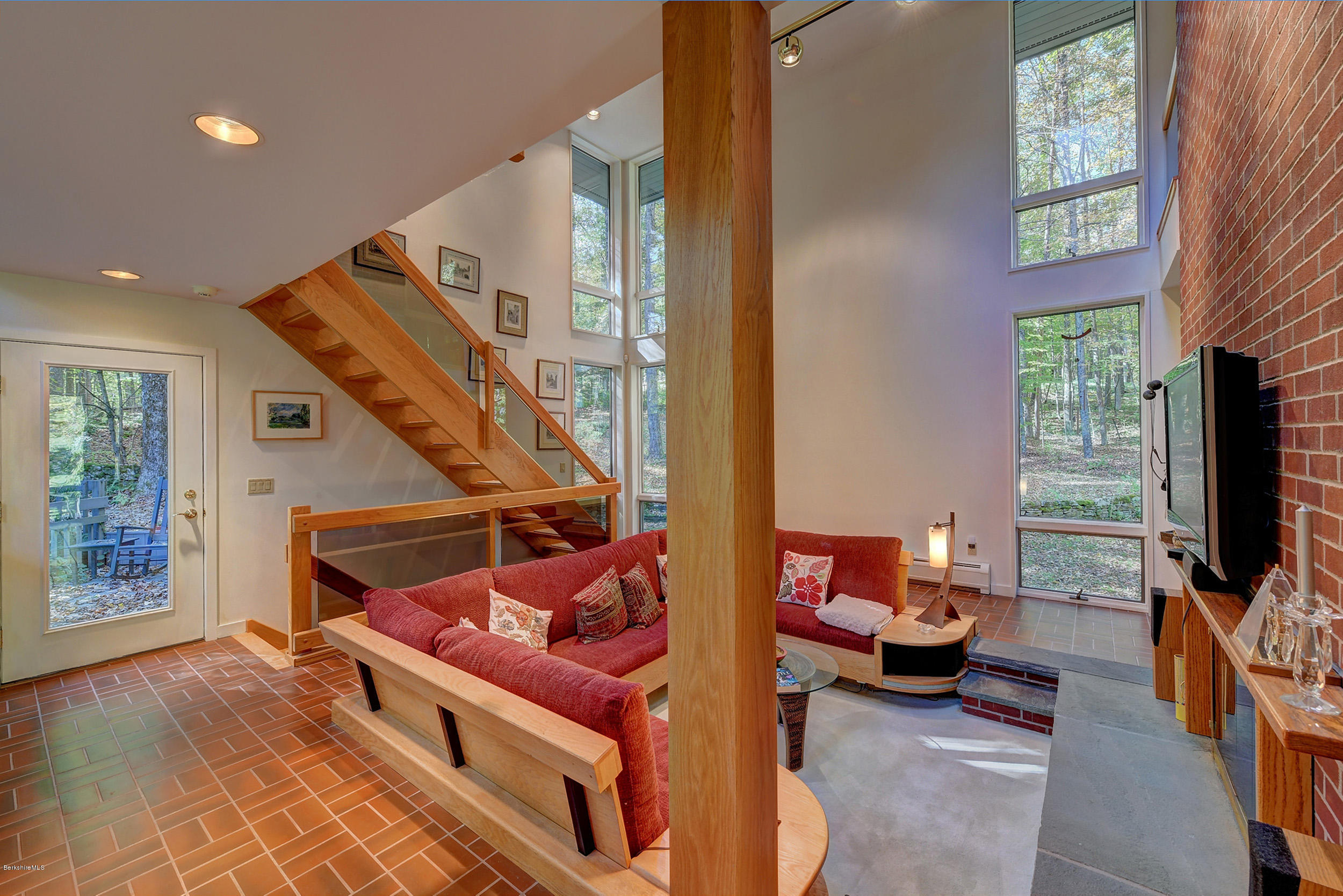 39 Blunt Road Egremont, MA 01230 - Photo 7 of 38 7-Living Room