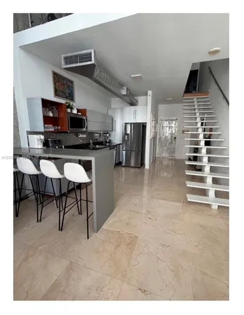 $3,800 | 690 Southwest 1st Court, Unit 2524, Miami, FL 33130