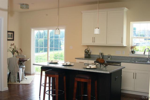 2227 Rising Hill Road Whitehall, PA 18052 - Photo 2 of 13 Gallery Image 2