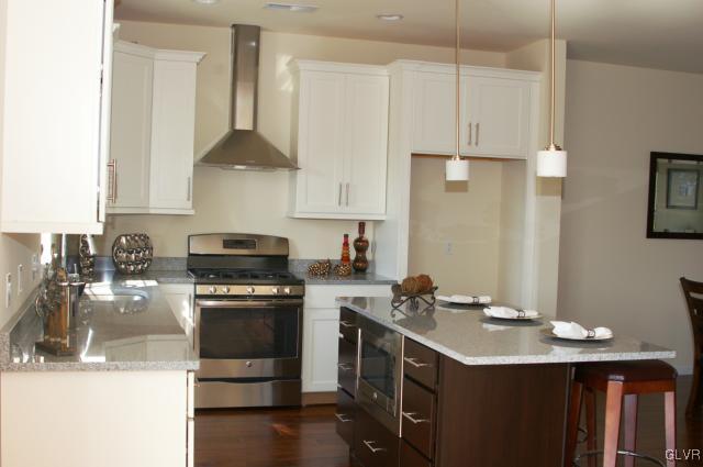 2227 Rising Hill Road Whitehall, PA 18052 - Photo 5 of 13 Gallery Image 5