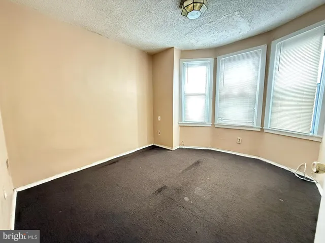 $1,250 | 2219 Winton Street, Philadelphia, PA 19145