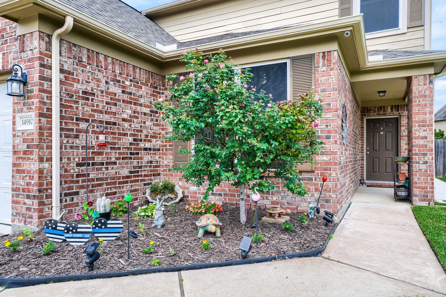 14910 Rustler Gate Lane Cypress, TX 77433 - Photo 3 of 28