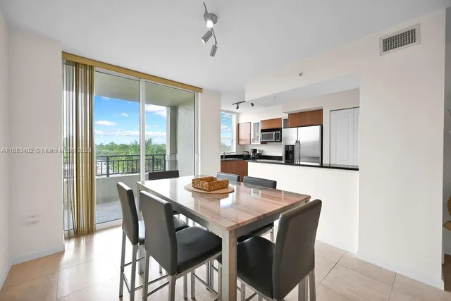 $349,000 | 610 West Las Olas Boulevard, Unit 312N, Fort Lauderdale, FL 33312