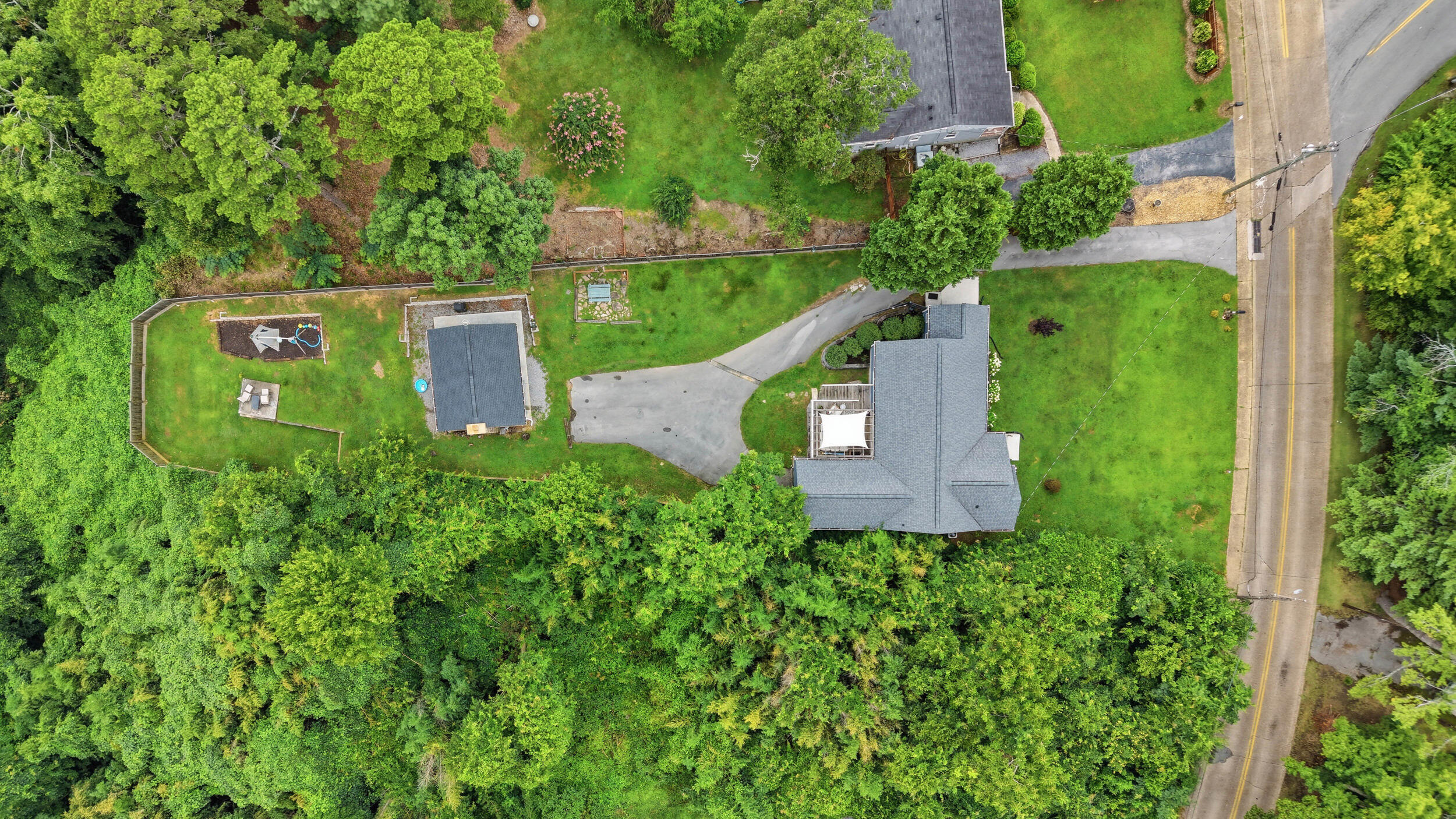903 South Crest Road Chattanooga, TN 37404 - Photo 50 of 54 903 S Crest Aerial