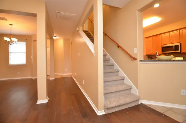 $2,400 | 2911 Meadowglen Cove, Houston, TX 77082