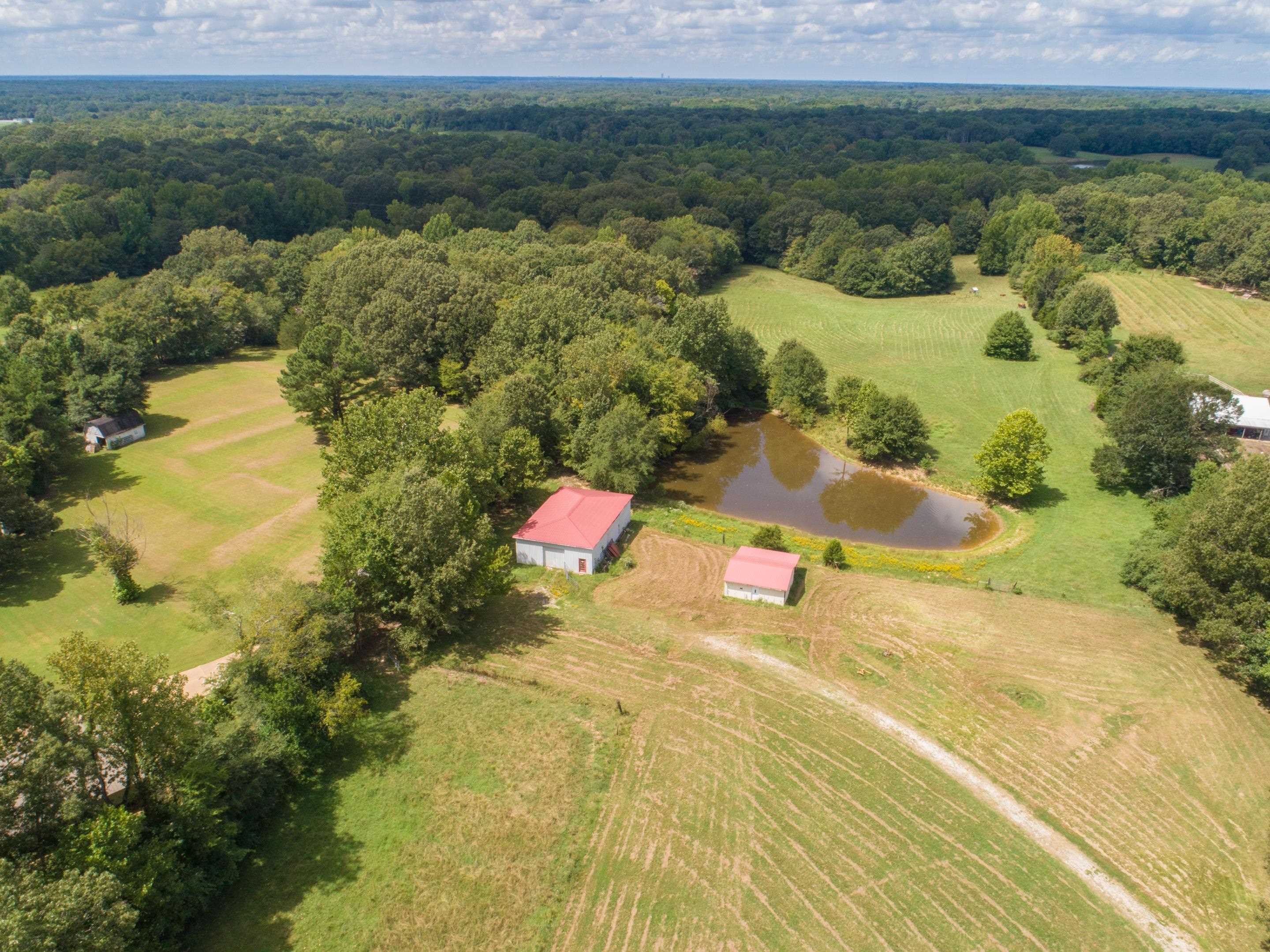 1025 Billy Bryant Road Collierville, TN 38017 - Photo 1 of 39 Gallery Image 1
