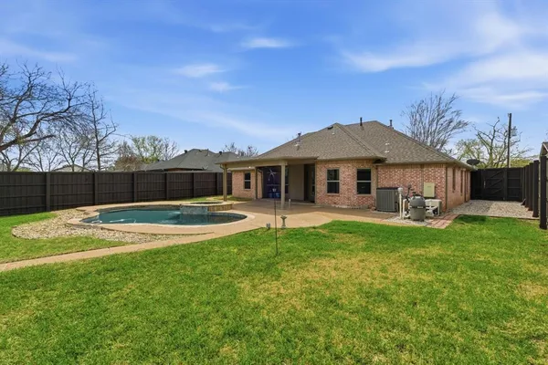 $493,900 | 219 East Vine Street, Keller, TX 76248