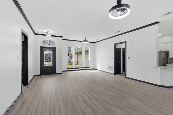 $493,900 | 219 East Vine Street, Keller, TX 76248