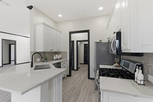 $493,900 | 219 East Vine Street, Keller, TX 76248