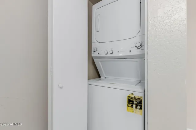 $256,900 | 10610 South 48th Street, Unit 2013, Phoenix, AZ 85044