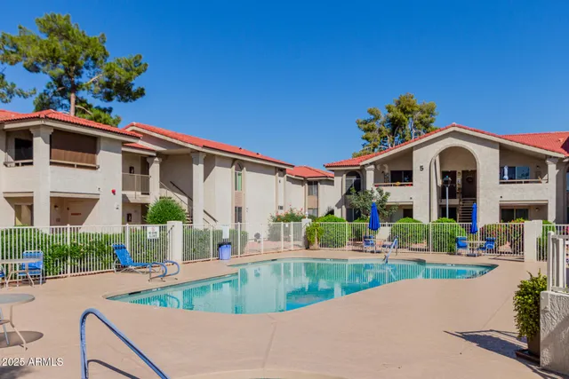 $256,900 | 10610 South 48th Street, Unit 2013, Phoenix, AZ 85044