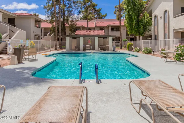 $256,900 | 10610 South 48th Street, Unit 2013, Phoenix, AZ 85044