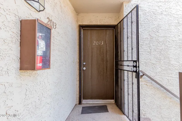 $256,900 | 10610 South 48th Street, Unit 2013, Phoenix, AZ 85044