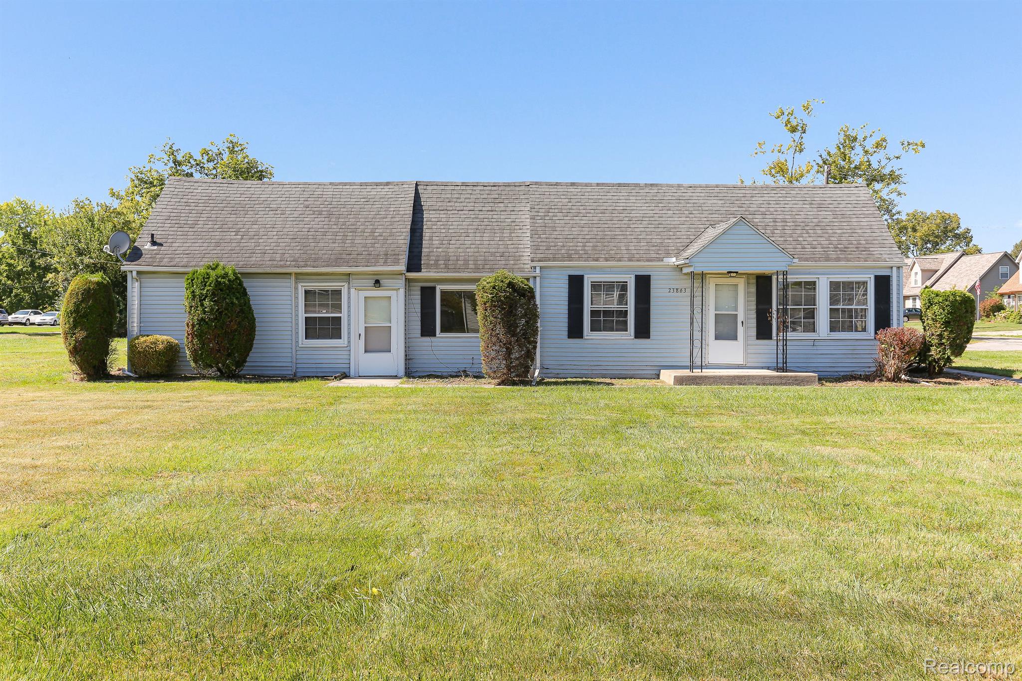 23863 Middlebelt Road Farmington, MI 48336 - Photo 1 of 22 Front