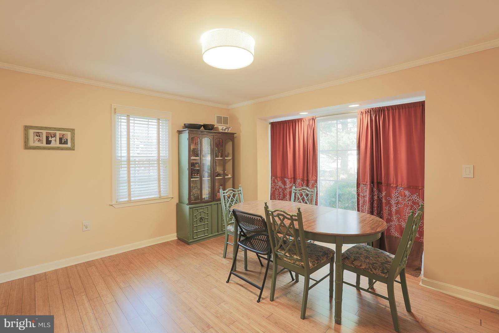 2409 Taney Road Baltimore, MD 21209 - Photo 8 of 30 Dining Room