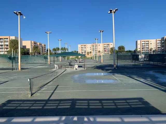 a view of a tennis court