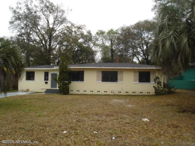 7823 Denham Road East Jacksonville, FL 32208 - Photo 1 of 1 Front