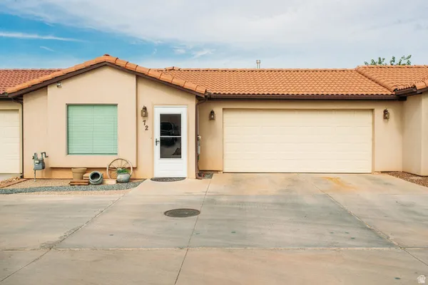 $385,000 | 1330 North Dixie Downs Road, Unit 72, St. George, UT 84770