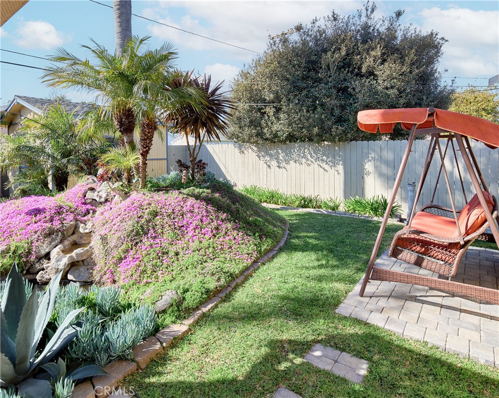 615 Bungalow Drive El Segundo, CA 90245 - Photo 14 of 28