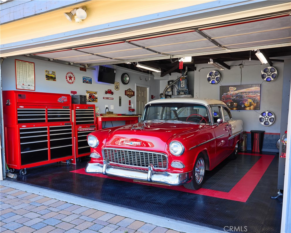 615 Bungalow Drive El Segundo, CA 90245 - Photo 22 of 28 a front view of a building with entryway