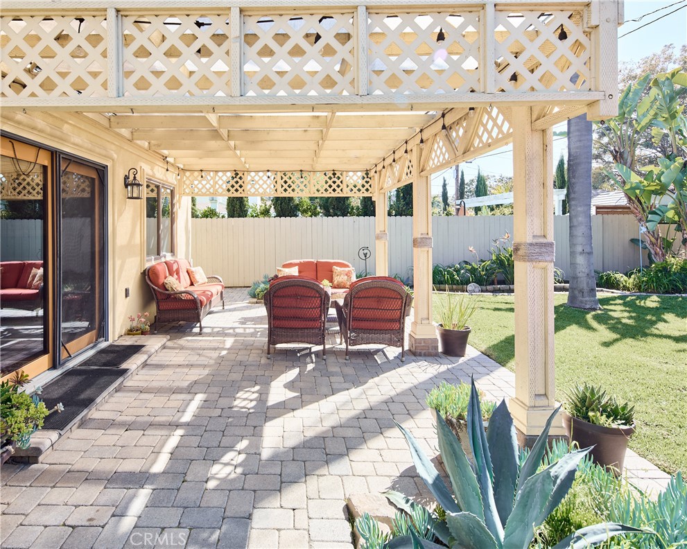 615 Bungalow Drive El Segundo, CA 90245 - Photo 10 of 28 a outdoor living space with patio furniture