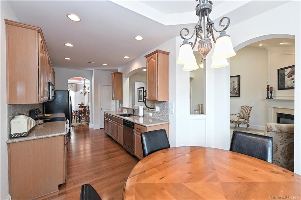 10833 Round Rock Road, Unit 16 Charlotte, NC 28277 - Photo 12 of 32 Gallery Image 12