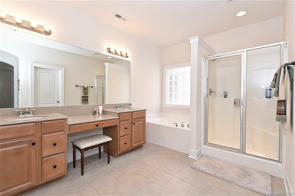 10833 Round Rock Road, Unit 16 Charlotte, NC 28277 - Photo 19 of 32 Gallery Image 19