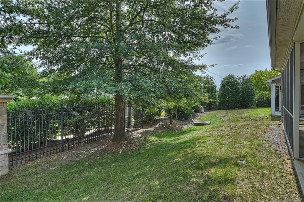 10833 Round Rock Road, Unit 16 Charlotte, NC 28277 - Photo 30 of 32 Gallery Image 30