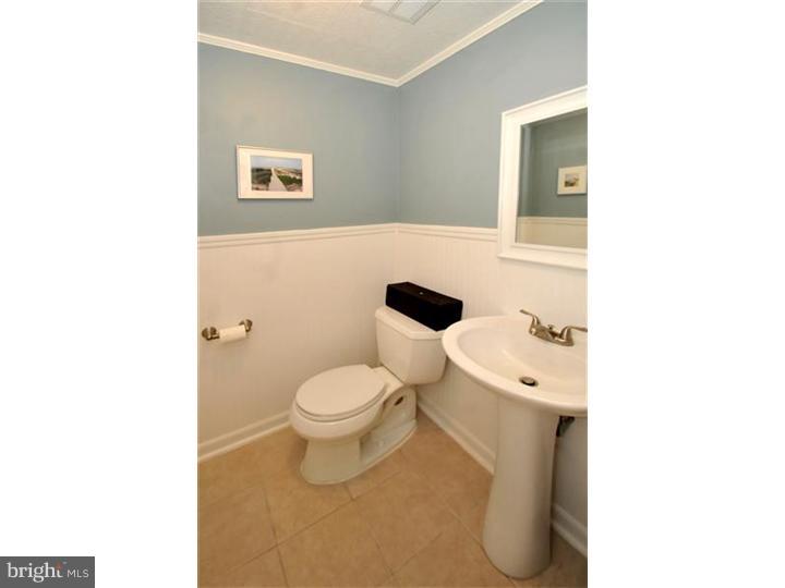 704 Meadowlark Road Audubon, PA 19403 - Photo 11 of 25 Gallery Image 11