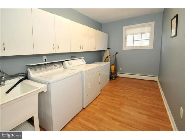 704 Meadowlark Road Audubon, PA 19403 - Photo 12 of 25 Gallery Image 12