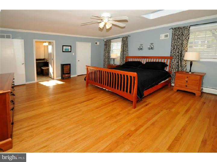 704 Meadowlark Road Audubon, PA 19403 - Photo 13 of 25 Gallery Image 13