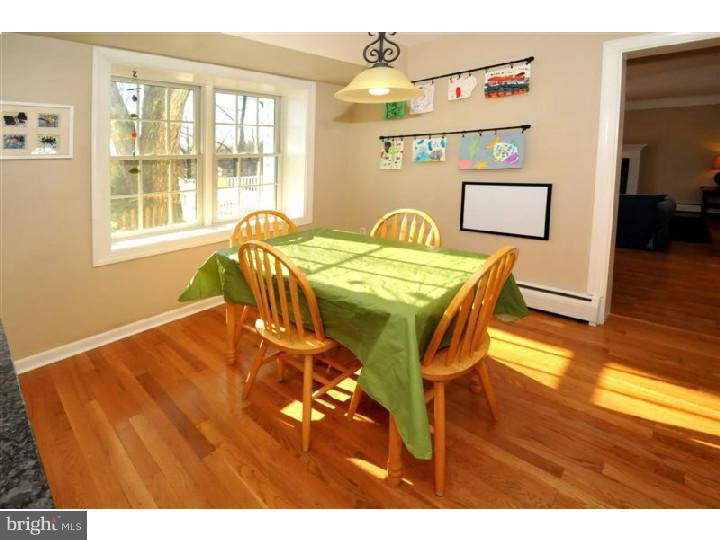 704 Meadowlark Road Audubon, PA 19403 - Photo 10 of 25 Gallery Image 10