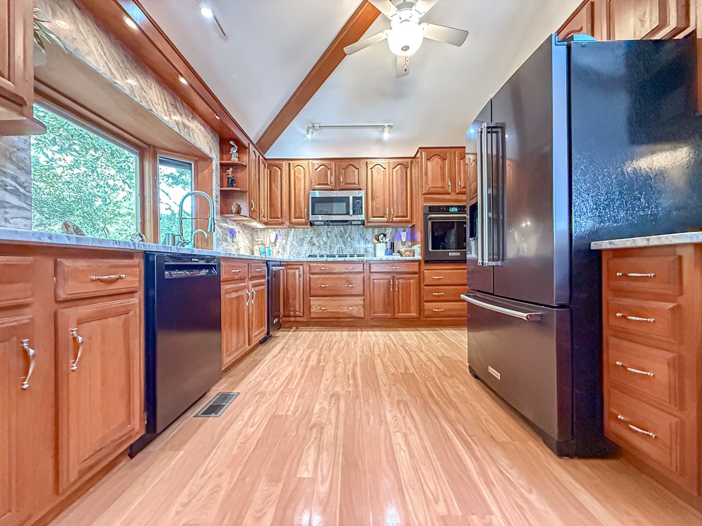 11441 Church Neck Road Machipongo, VA 23405 - Photo 16 of 83