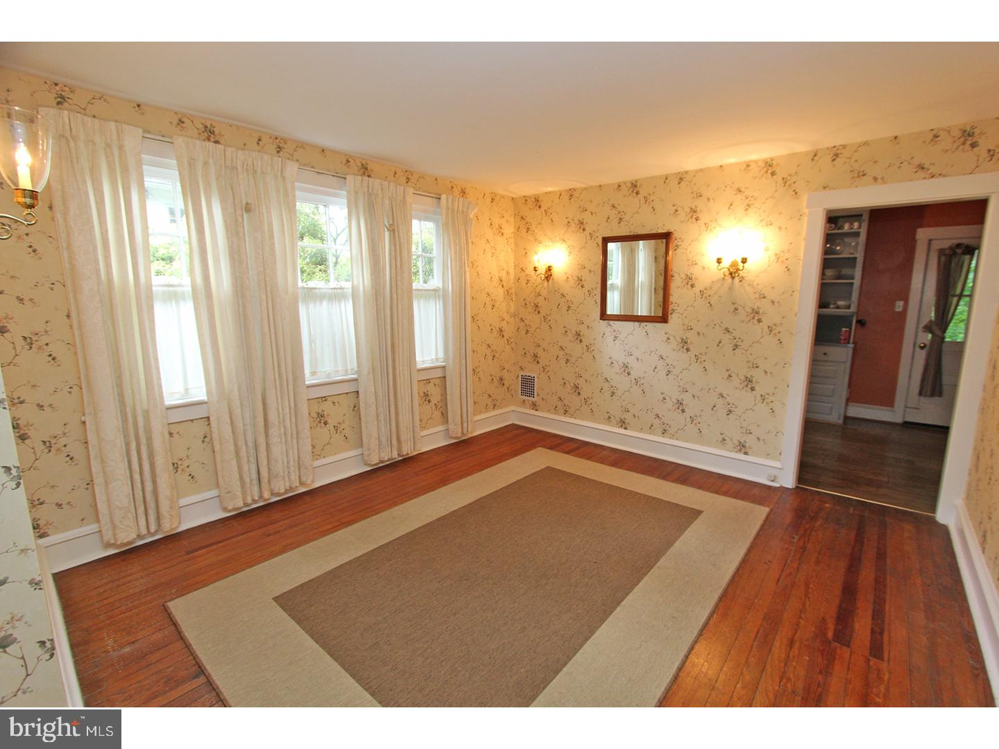 124 Biddle Road Paoli, PA 19301 - Photo 5 of 22 Gallery Image 5