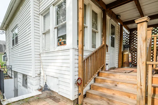 $105,000 | 833 Pearl Street, Benton Harbor, MI 49022